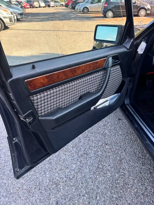 1991 Mercedes-Benz W124 E-Class - Image 13 of 31