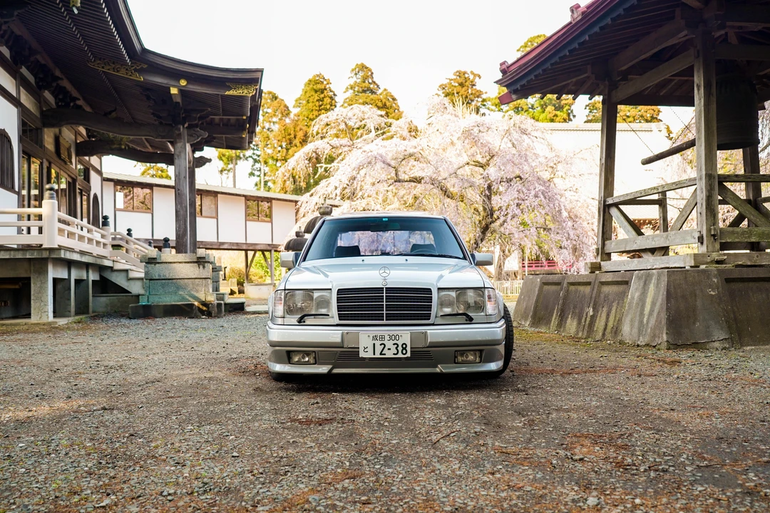 1991 Mercedes-Benz W124 E-Class - Image 2 of 31