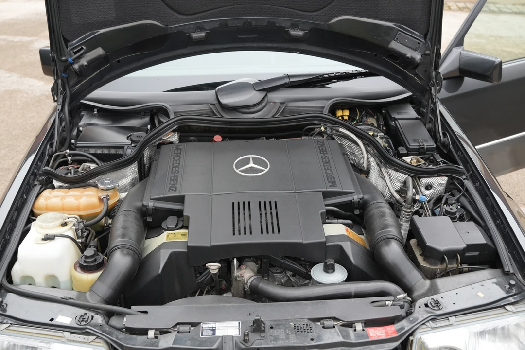 1991 Mercedes-Benz 500E & E500 - Image 5 of 16