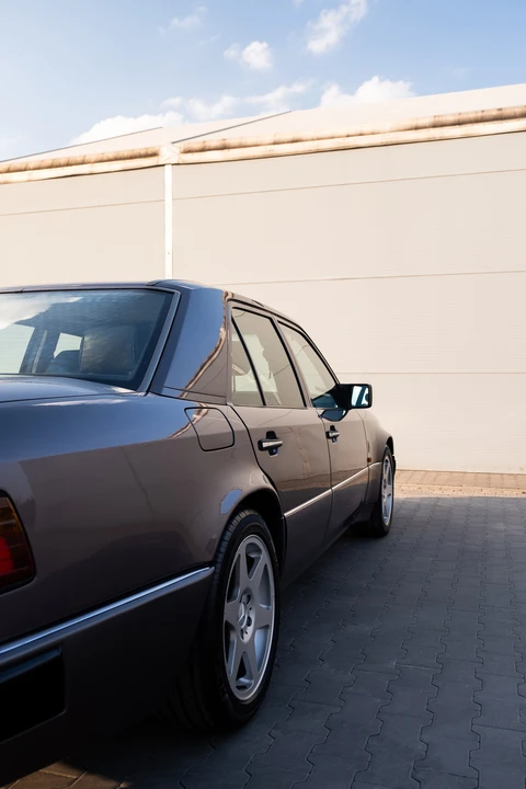 1991 Mercedes-Benz 500E & E500 - Image 22 of 31