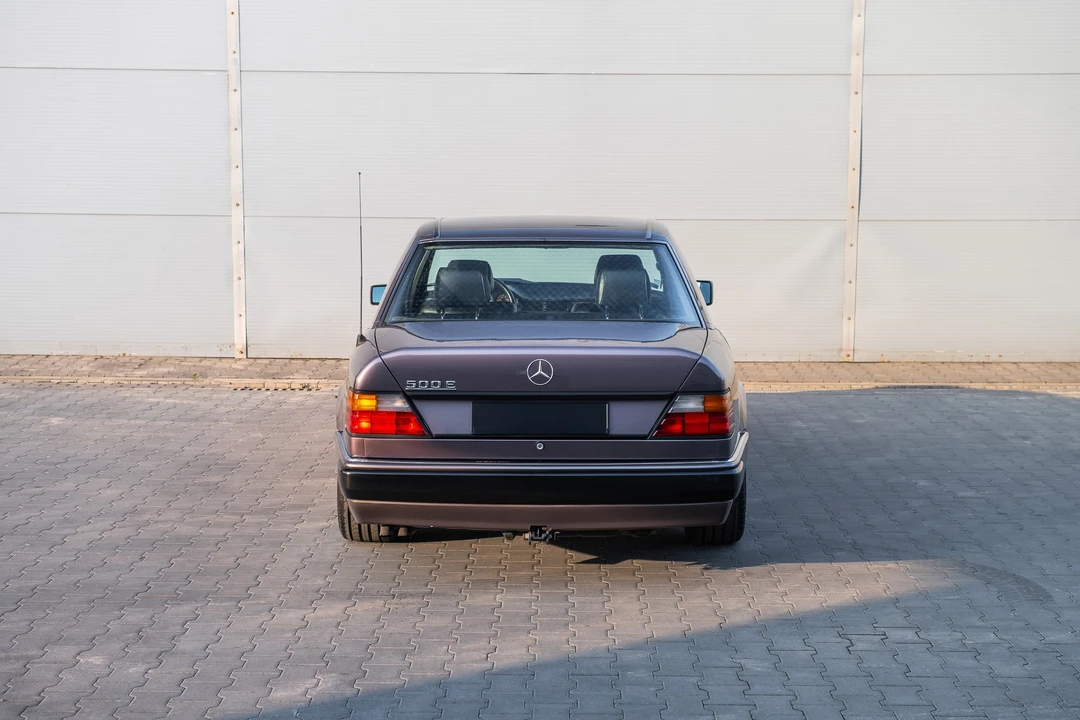 1991 Mercedes-Benz 500E & E500 - Image 11 of 31