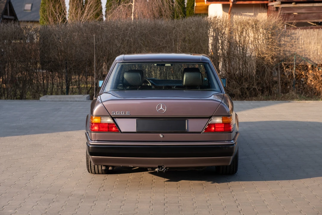 1991 Mercedes-Benz 500E & E500 - Image 13 of 31