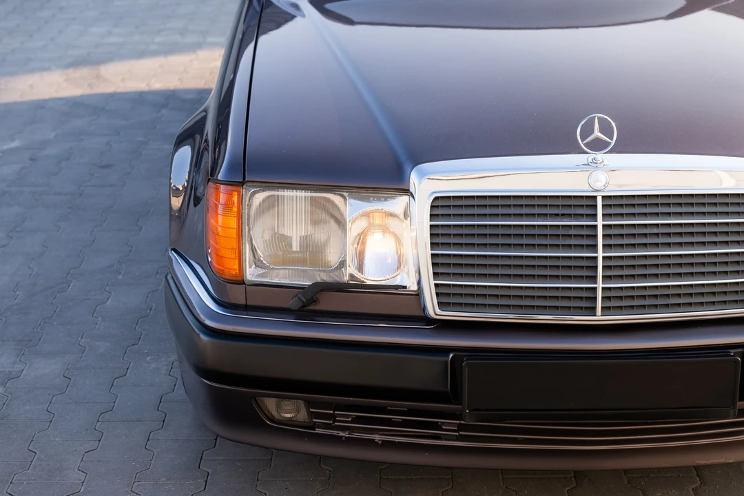 1991 Mercedes-Benz 500E & E500 - Image 28 of 31