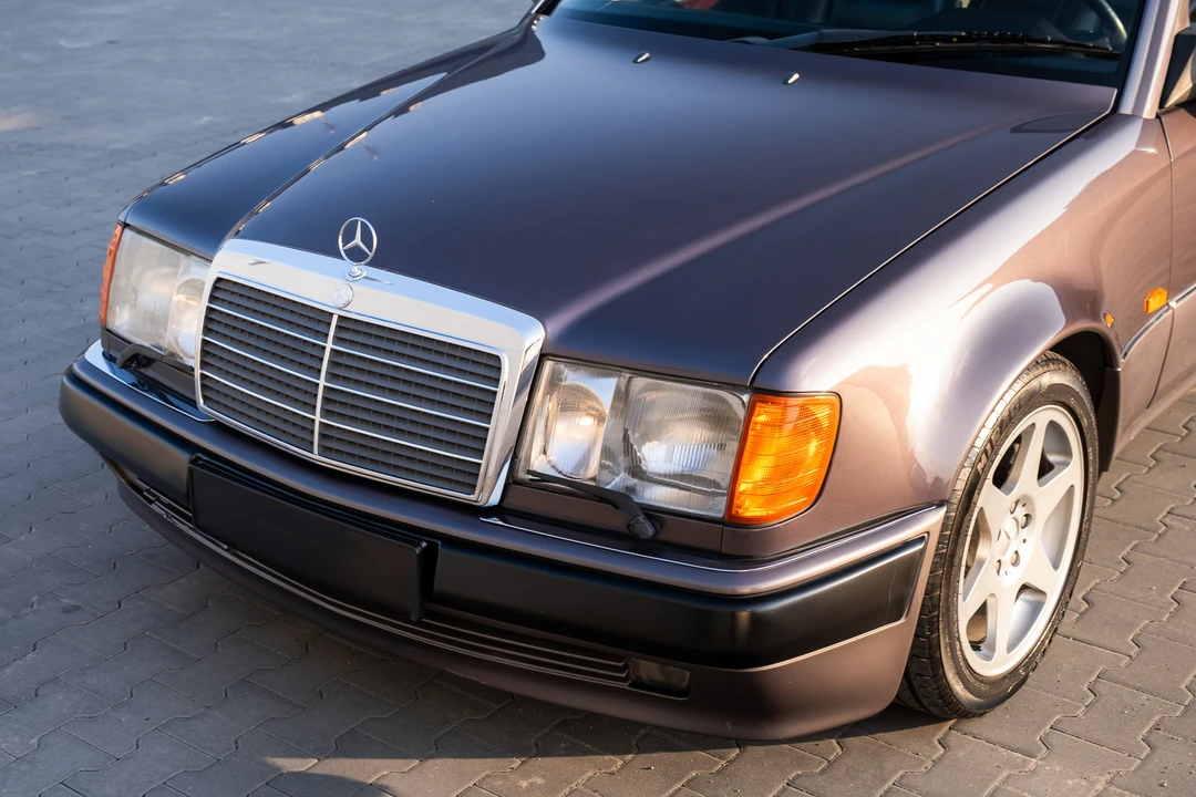 1991 Mercedes-Benz 500E & E500 - Image 30 of 31