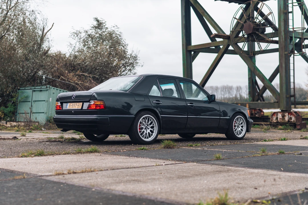 1991 Mercedes-Benz 500E & E500 - Image 8 of 31