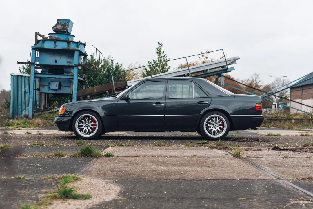 1991 Mercedes-Benz 500E & E500 - Image 5 of 31