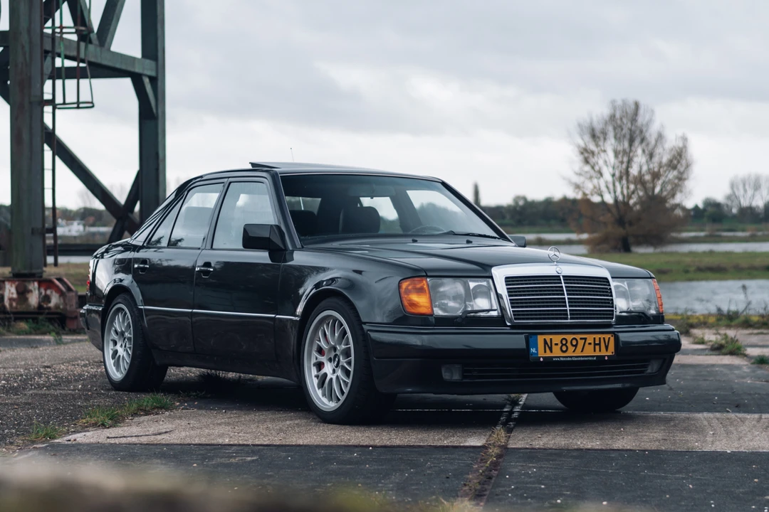 1991 Mercedes-Benz 500E & E500 - Image 2 of 31