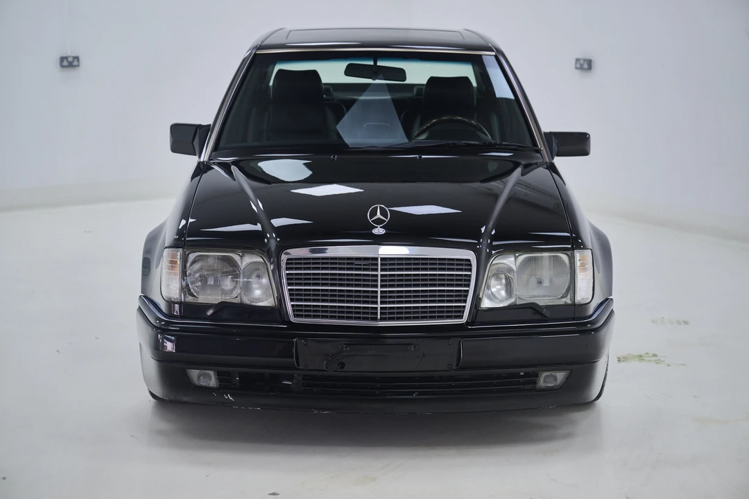 1991 Mercedes-Benz 500E & E500 - Image 2 of 31