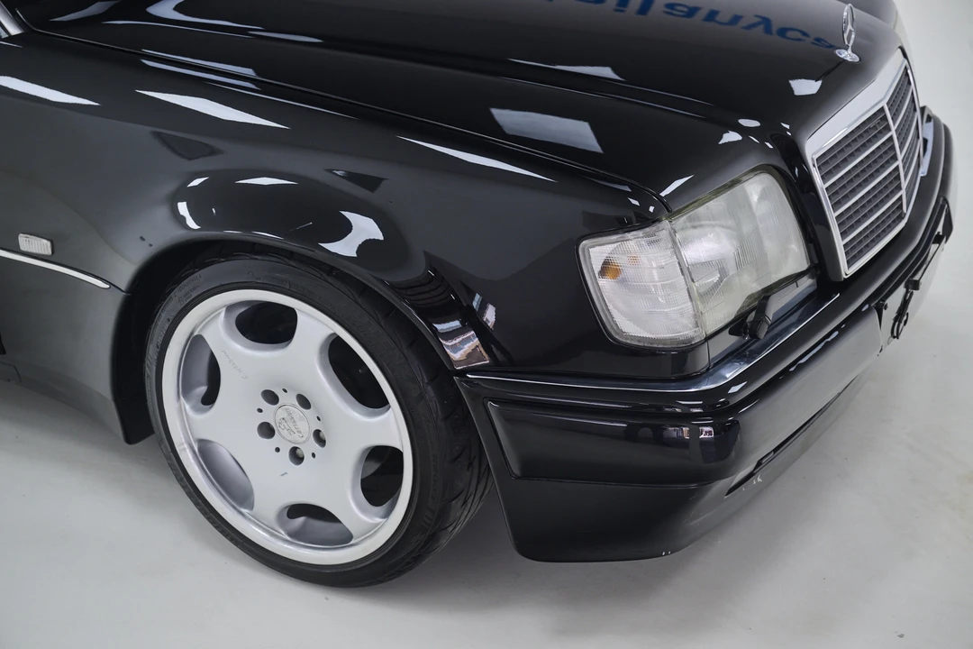 1991 Mercedes-Benz 500E & E500 - Image 14 of 31