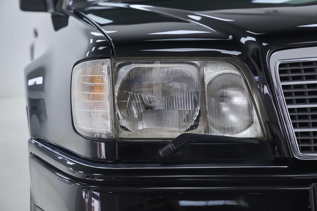 1991 Mercedes-Benz 500E & E500 - Image 17 of 31