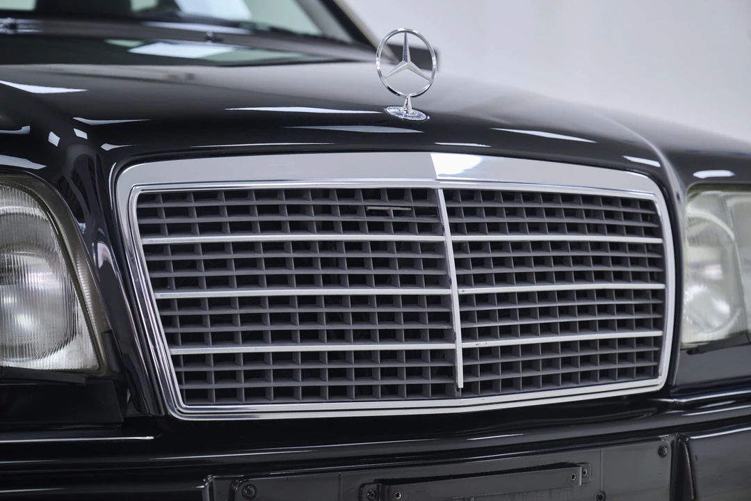 1991 Mercedes-Benz 500E & E500 - Image 18 of 31