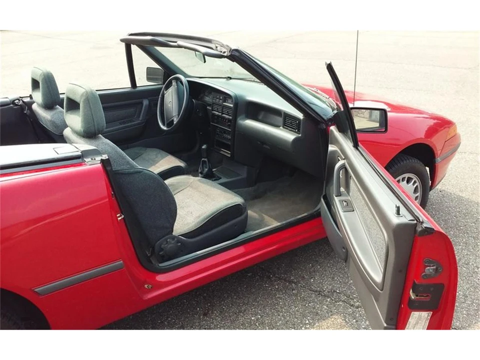 1991 Mercury Capri - Image 3 of 5