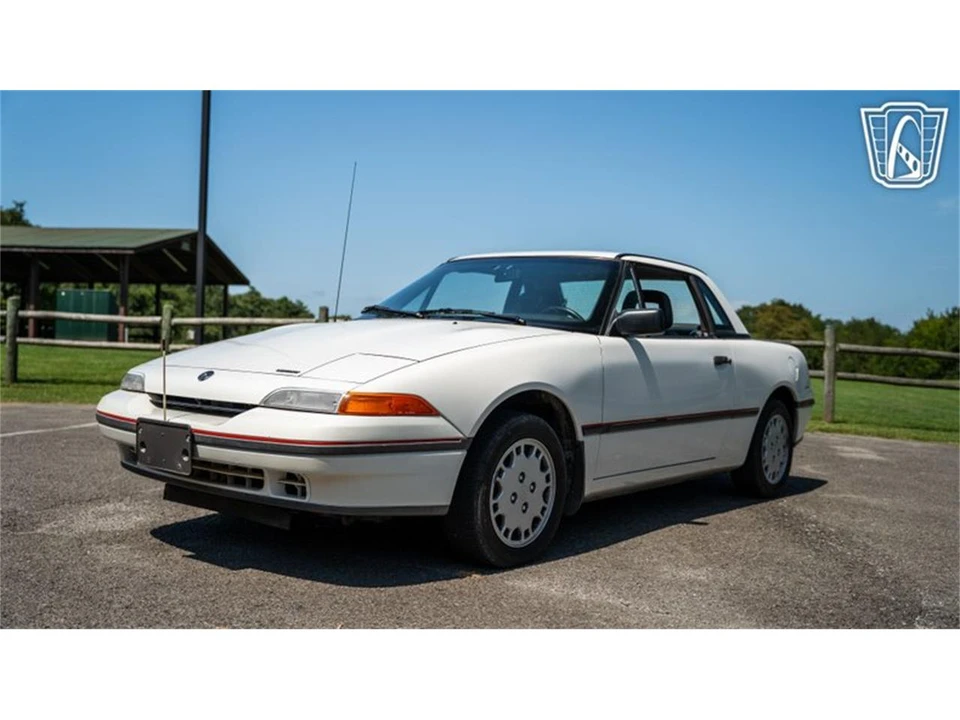 1991 Mercury Capri - Image 6 of 31