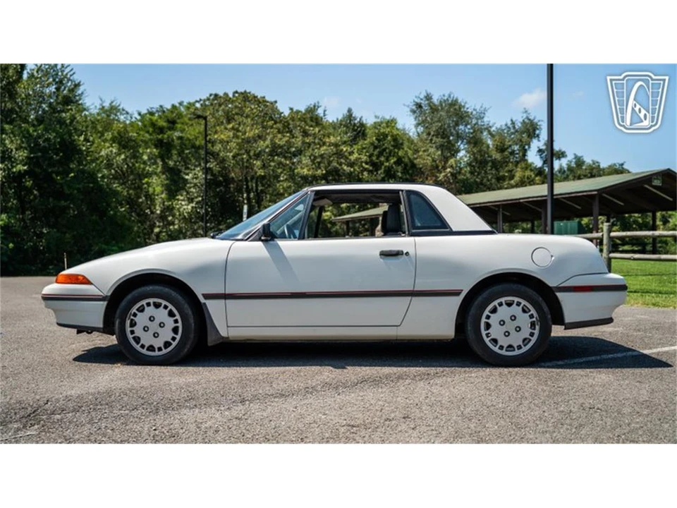 1991 Mercury Capri - Image 9 of 31