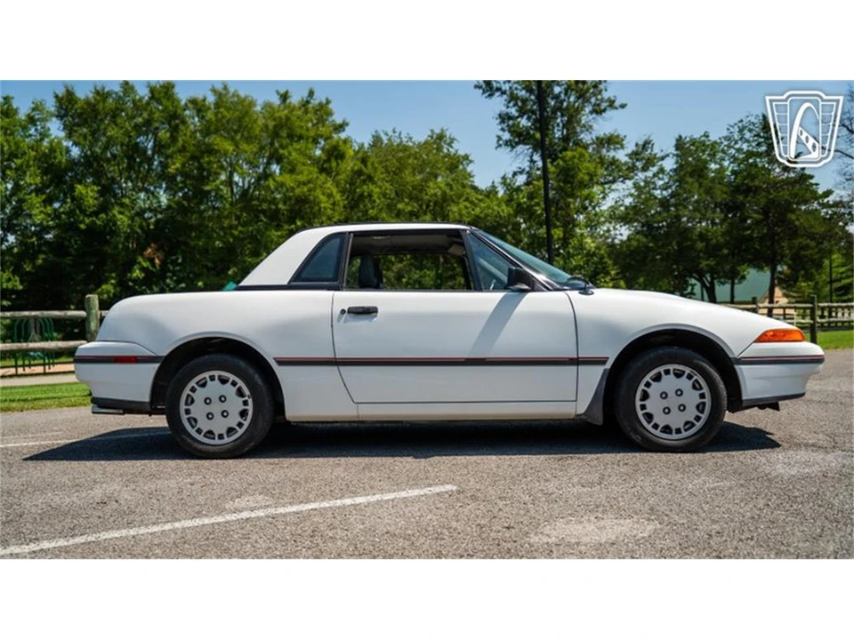 1991 Mercury Capri - Image 20 of 31