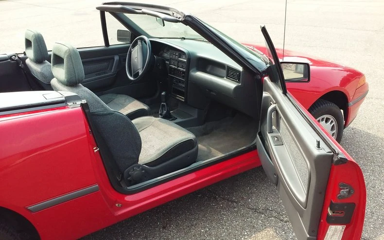 1991 Mercury Capri - Image 3 of 5