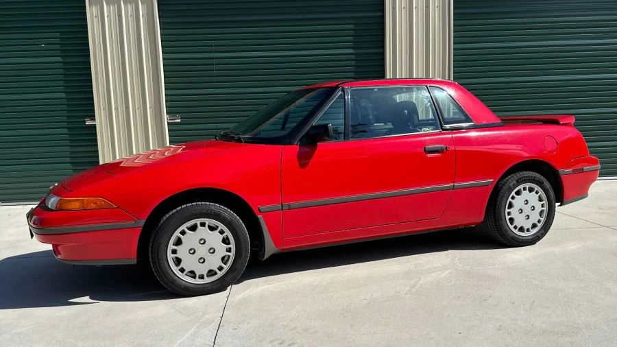 1991 Mercury Capri - Image 7 of 31