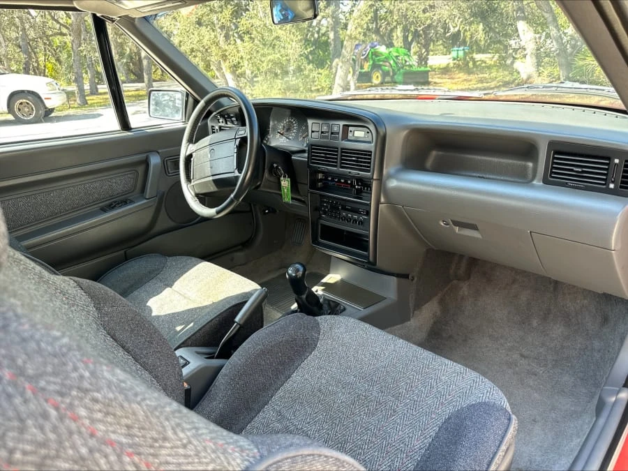 1991 Mercury Capri - Image 22 of 31