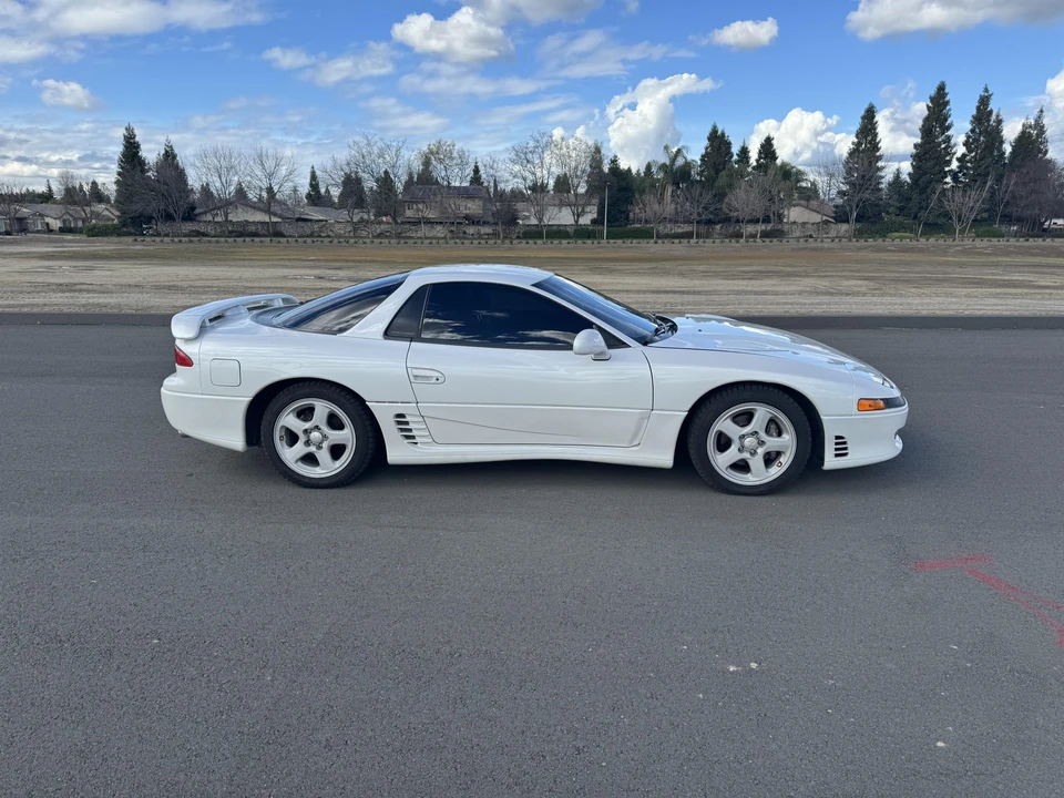 1991 Mitsubishi 3000GT Series 1 - Image 8 of 31