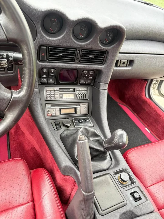 1991 Mitsubishi 3000GT Series 1 - Image 14 of 18