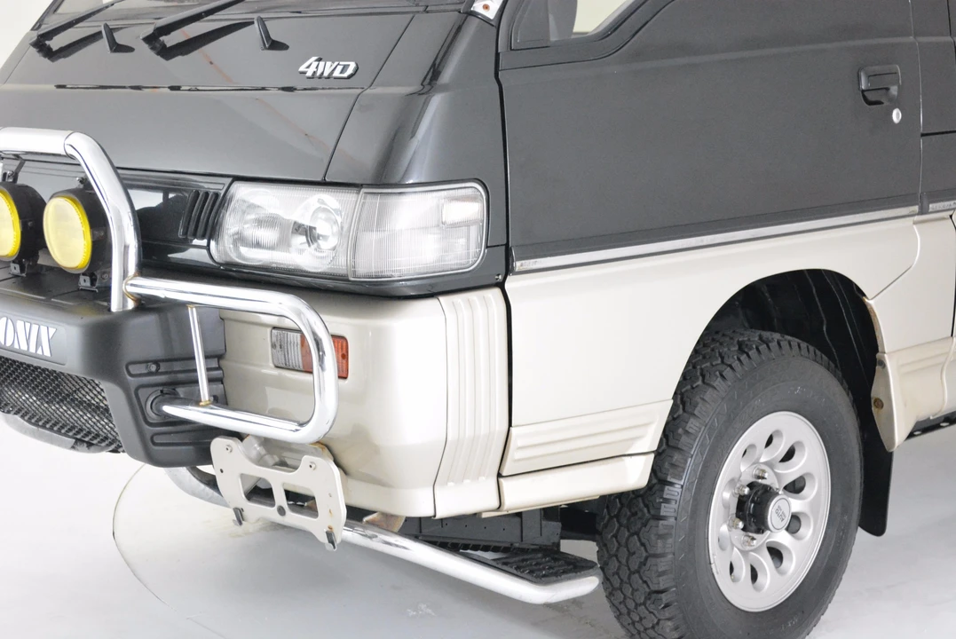 1991 Mitsubishi Delica 2nd Gen - Image 20 of 31
