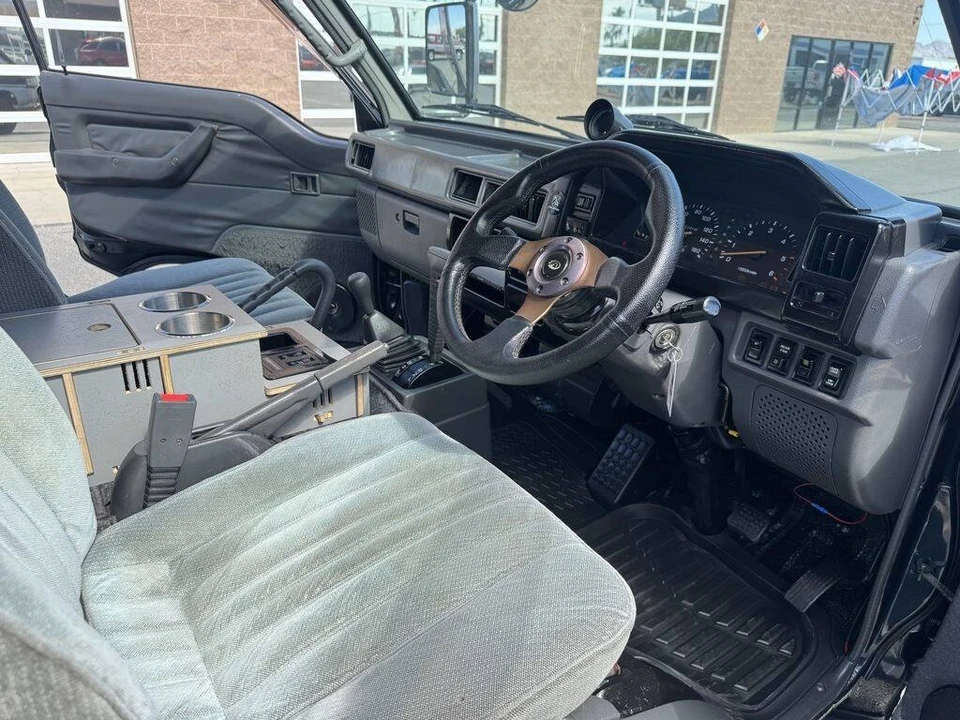1991 Mitsubishi Delica 3rd Gen - Image 26 of 31