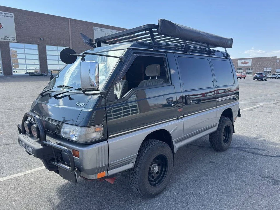 1991 Mitsubishi Delica 3rd Gen - Image 12 of 31