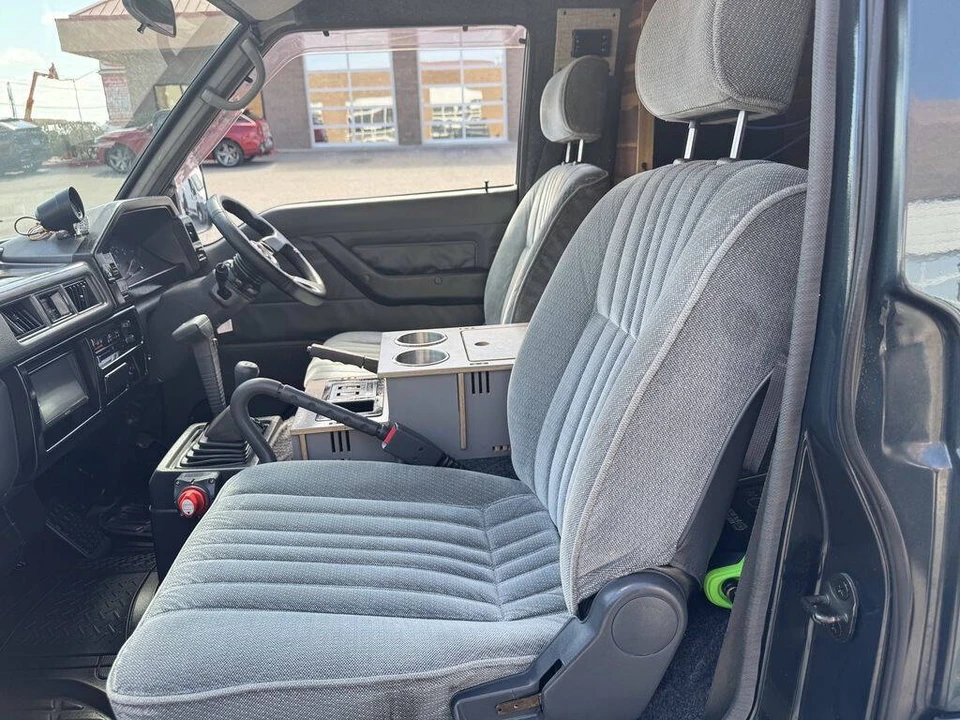 1991 Mitsubishi Delica 3rd Gen - Image 18 of 31