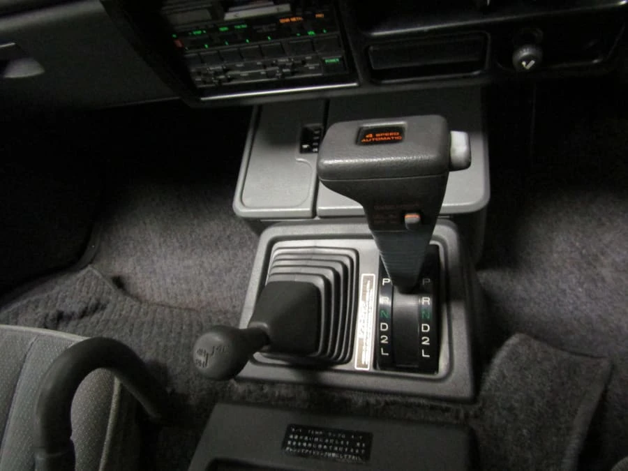 1991 Mitsubishi Delica 3rd Gen - Image 8 of 9