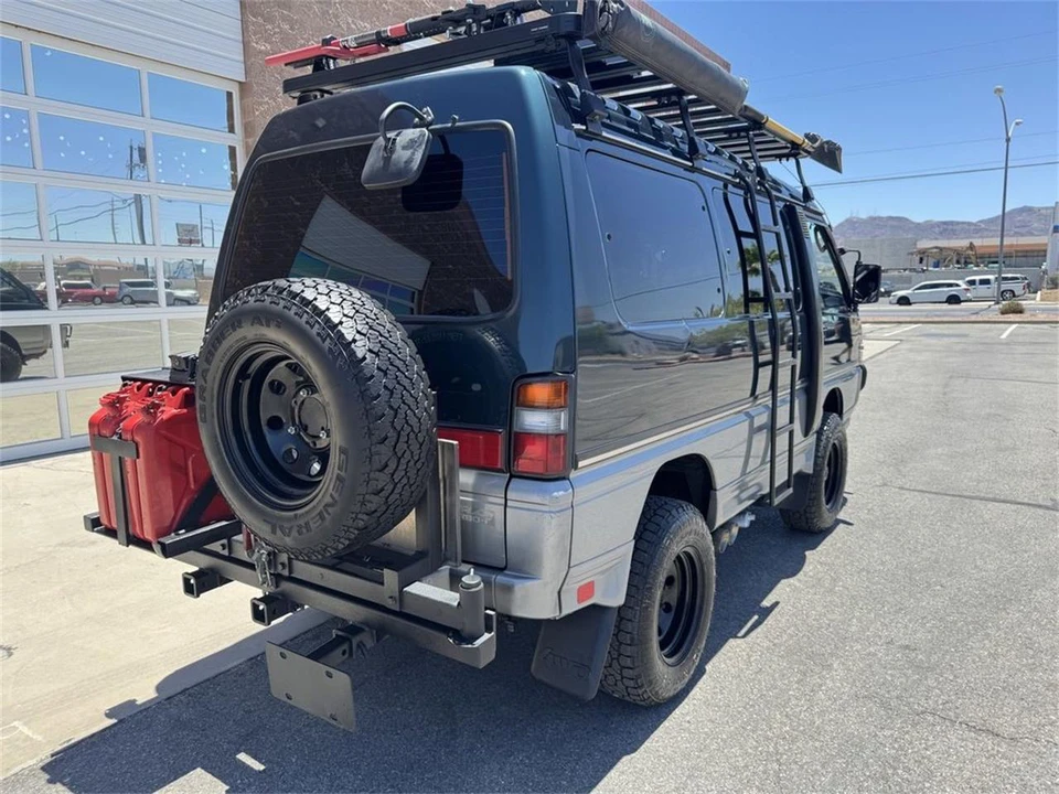 1991 Mitsubishi Delica 2nd Gen - Image 8 of 31