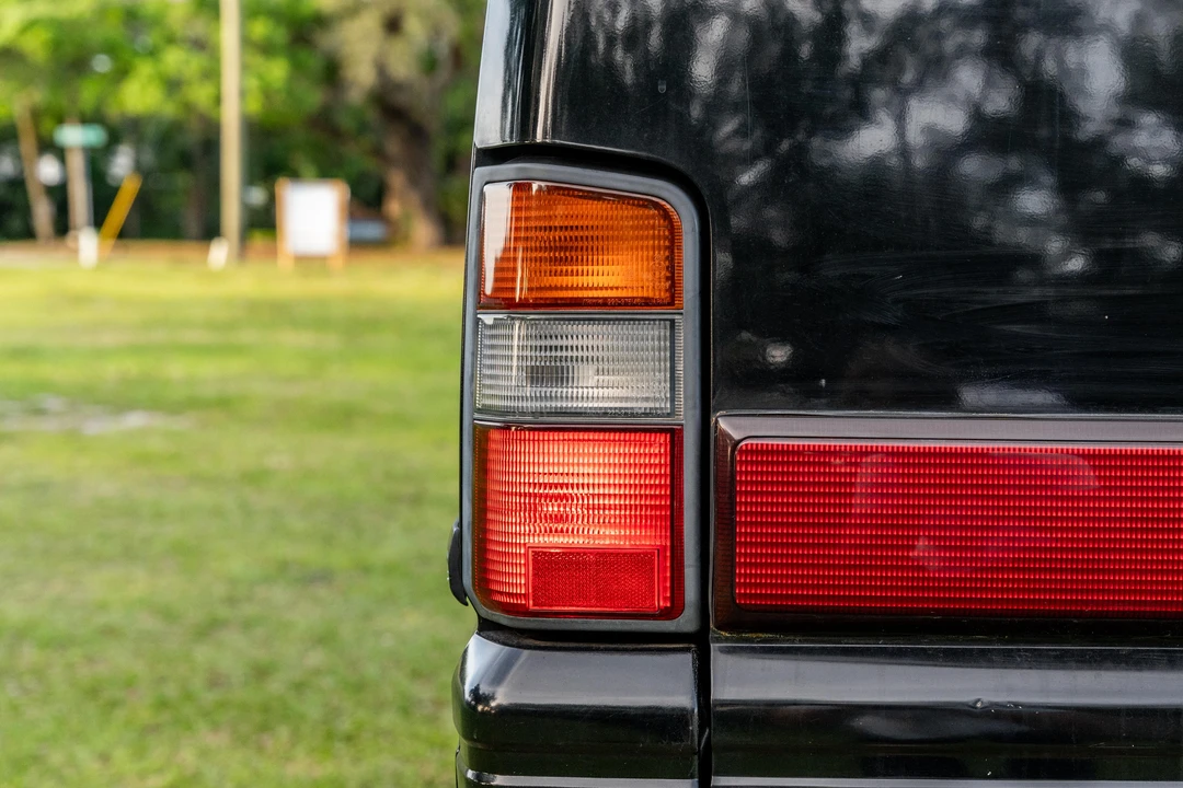 1991 Mitsubishi Delica 3rd Gen - Image 21 of 31