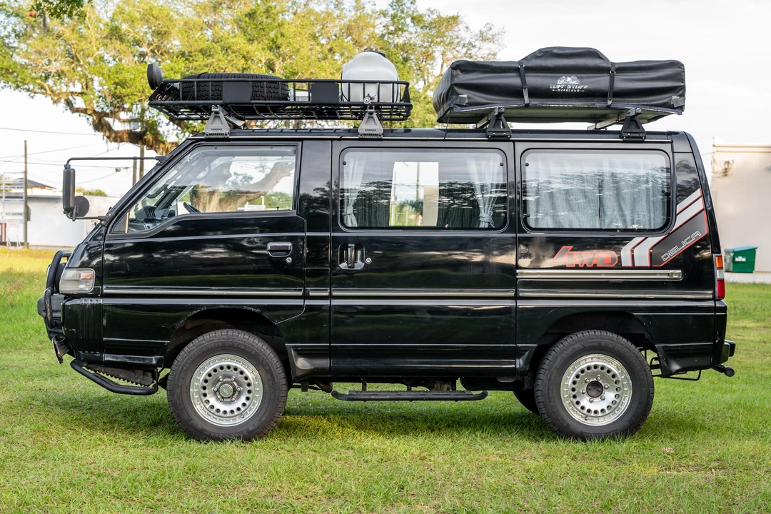1991 Mitsubishi Delica 3rd Gen - Image 7 of 31