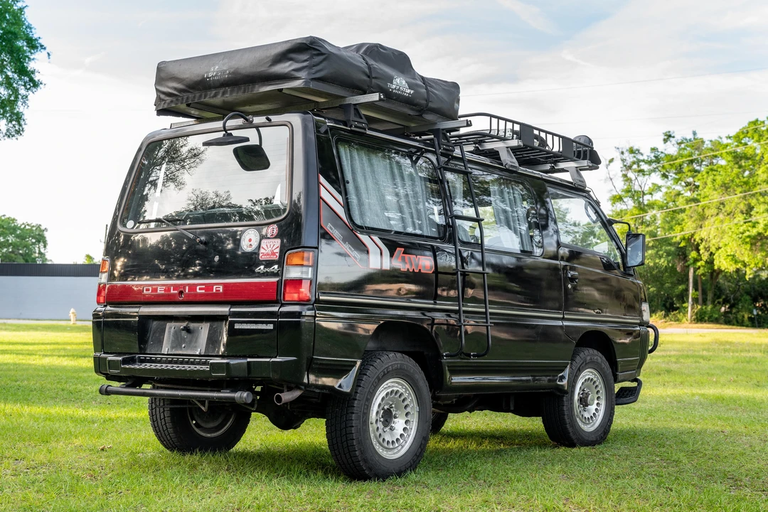 1991 Mitsubishi Delica 3rd Gen - Image 8 of 31