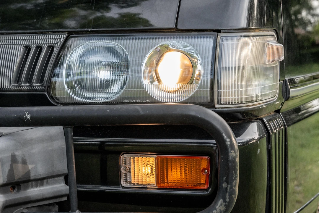 1991 Mitsubishi Delica 3rd Gen - Image 14 of 31