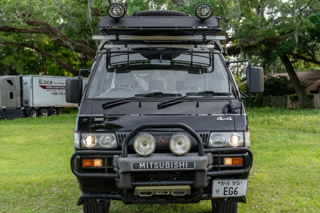 1991 Mitsubishi Delica 3rd Gen - Image 6 of 31