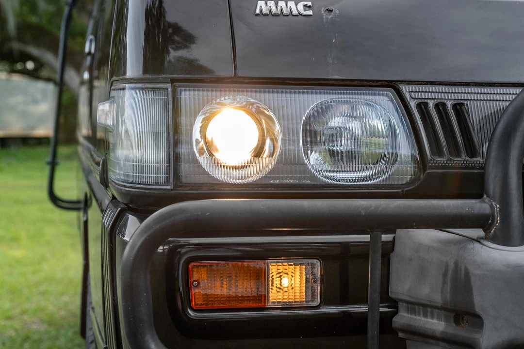 1991 Mitsubishi Delica 3rd Gen - Image 10 of 31