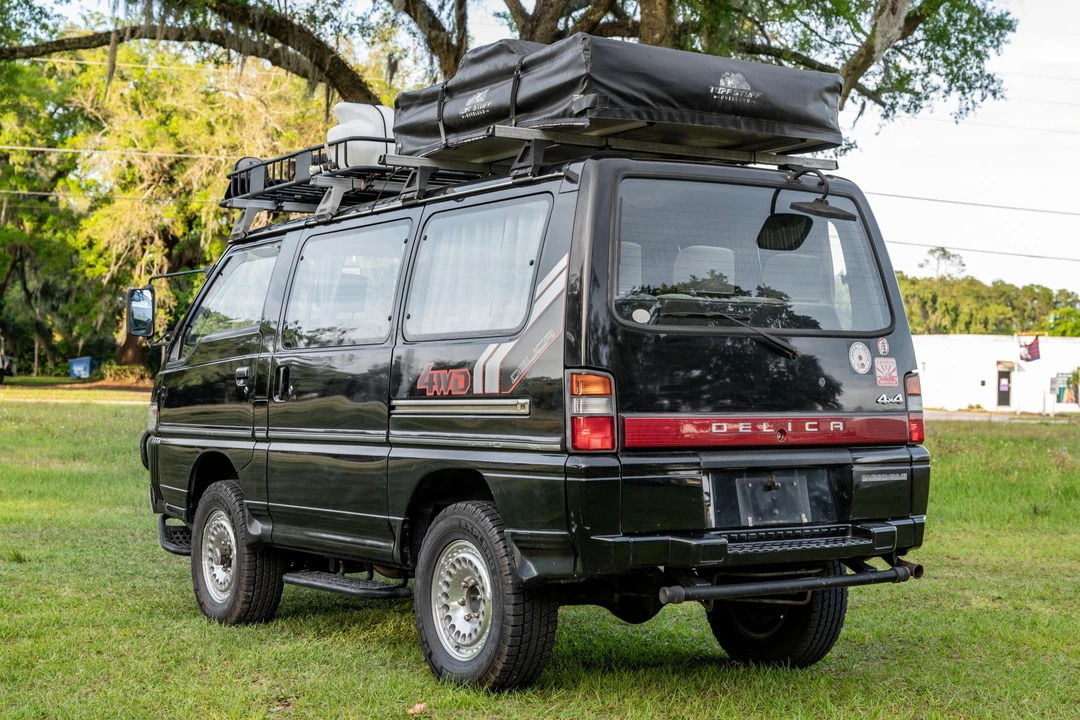 1991 Mitsubishi Delica 3rd Gen - Image 4 of 31