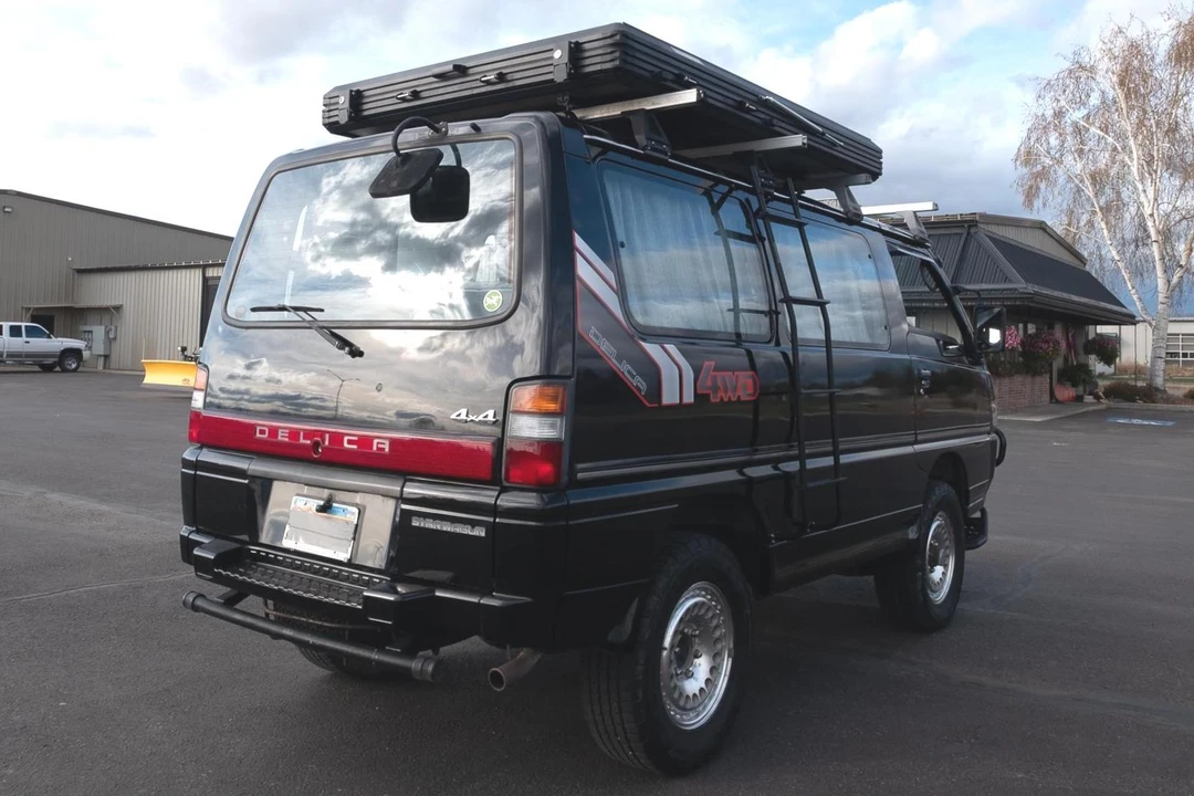 1991 Mitsubishi Delica 2nd Gen - Image 4 of 31