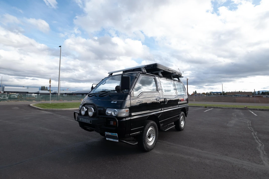 1991 Mitsubishi Delica 2nd Gen - Image 6 of 31