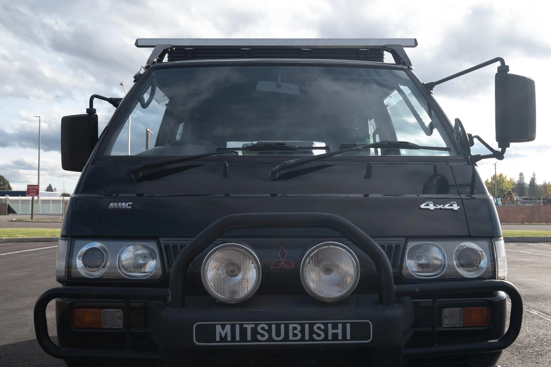 1991 Mitsubishi Delica 2nd Gen - Image 26 of 31