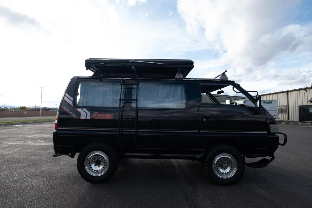 1991 Mitsubishi Delica 2nd Gen - Image 23 of 31