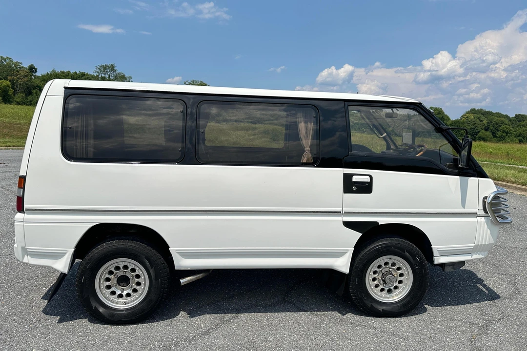 1991 Mitsubishi Delica 3rd Gen - Image 3 of 31