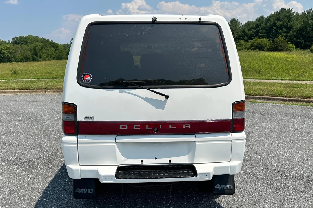 1991 Mitsubishi Delica 3rd Gen - Image 5 of 31