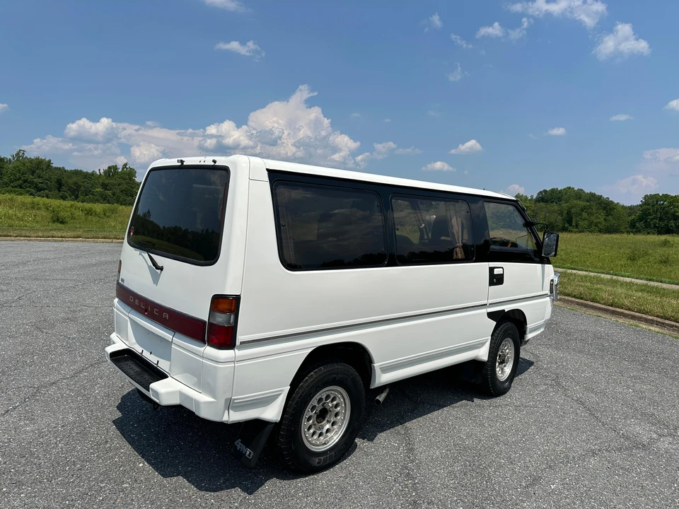 1991 Mitsubishi Delica 3rd Gen - Image 22 of 31