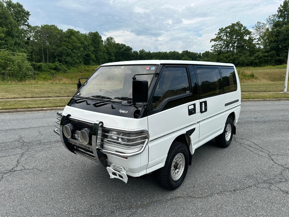1991 Mitsubishi Delica 3rd Gen - Image 10 of 31