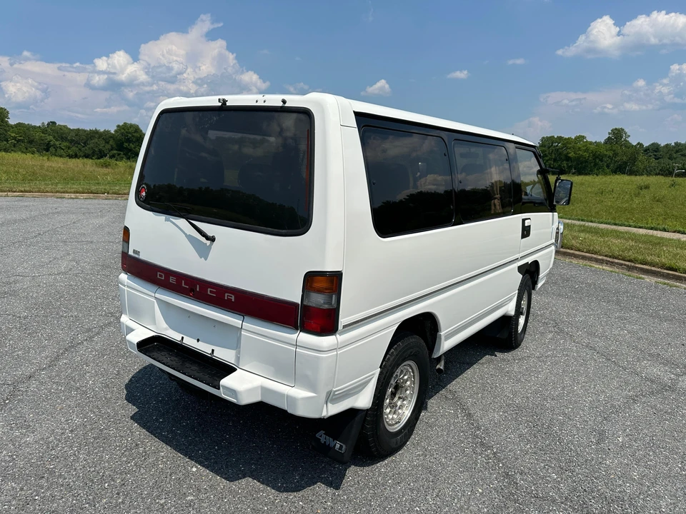1991 Mitsubishi Delica 3rd Gen - Image 19 of 31
