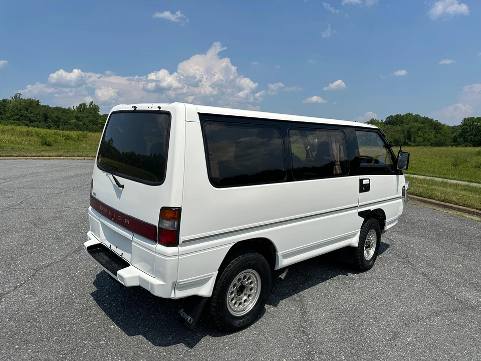1991 Mitsubishi Delica 3rd Gen - Image 21 of 31