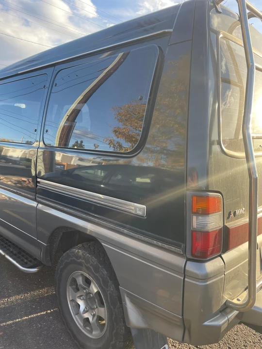 1991 Mitsubishi Delica 3rd Gen - Image 17 of 31