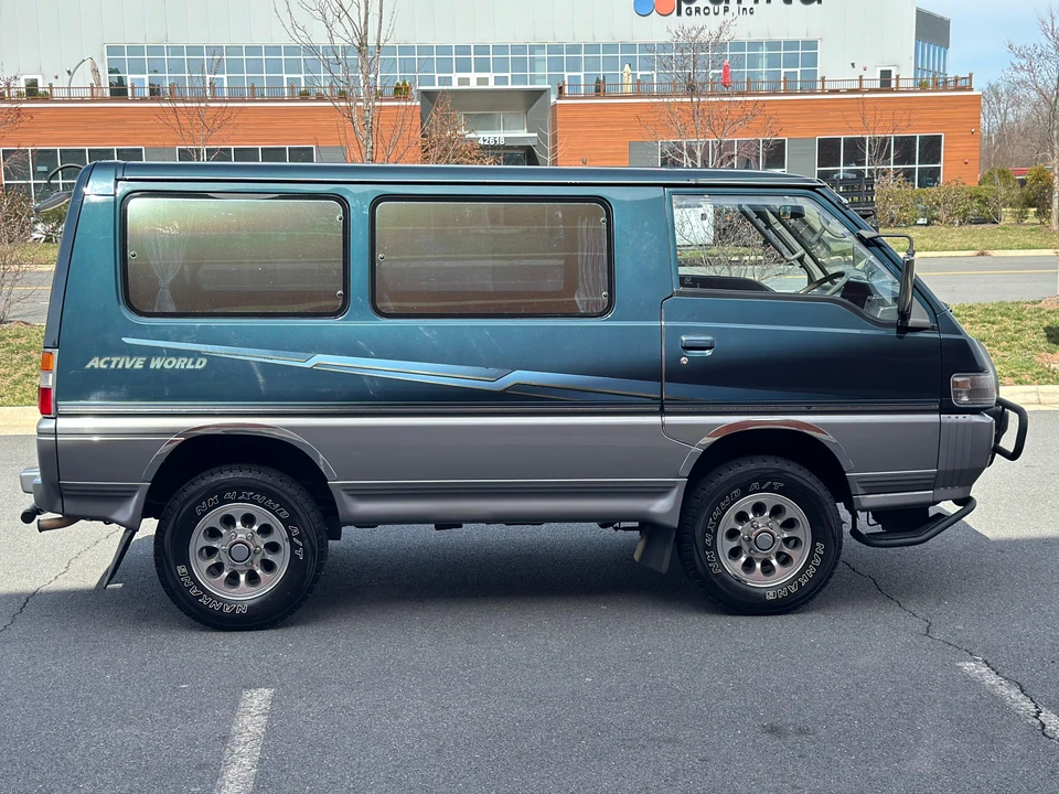 1991 Mitsubishi Delica 3rd Gen - Image 21 of 31