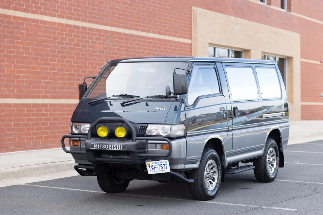 1991 Mitsubishi Delica 3rd Gen - Image 10 of 31